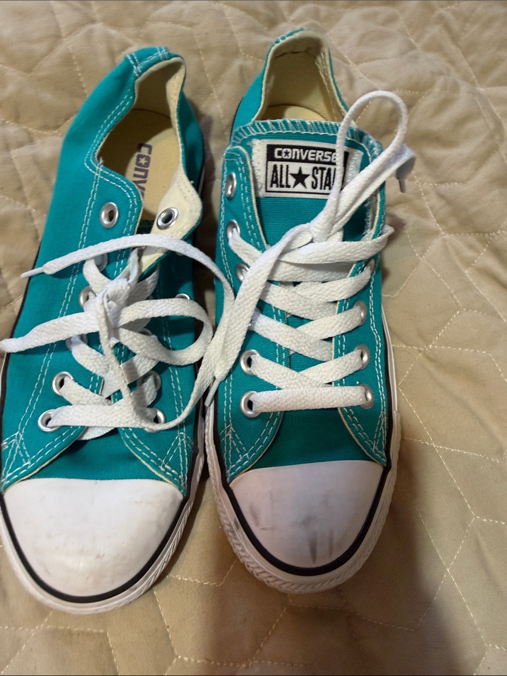 Converse turquoise shoes, 7.5